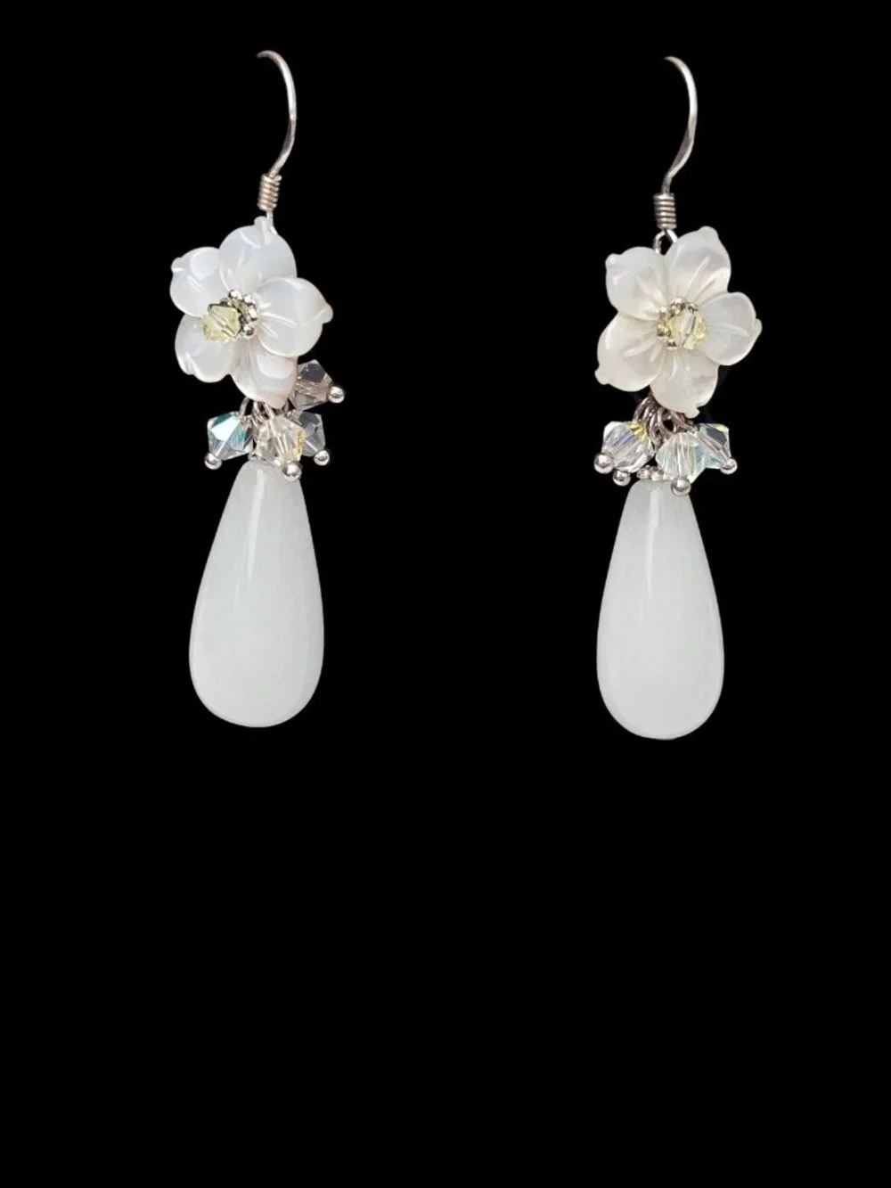 Handmade White Flower Drop Earrings Crystal Beaded Dangle Teardrop Elegant...